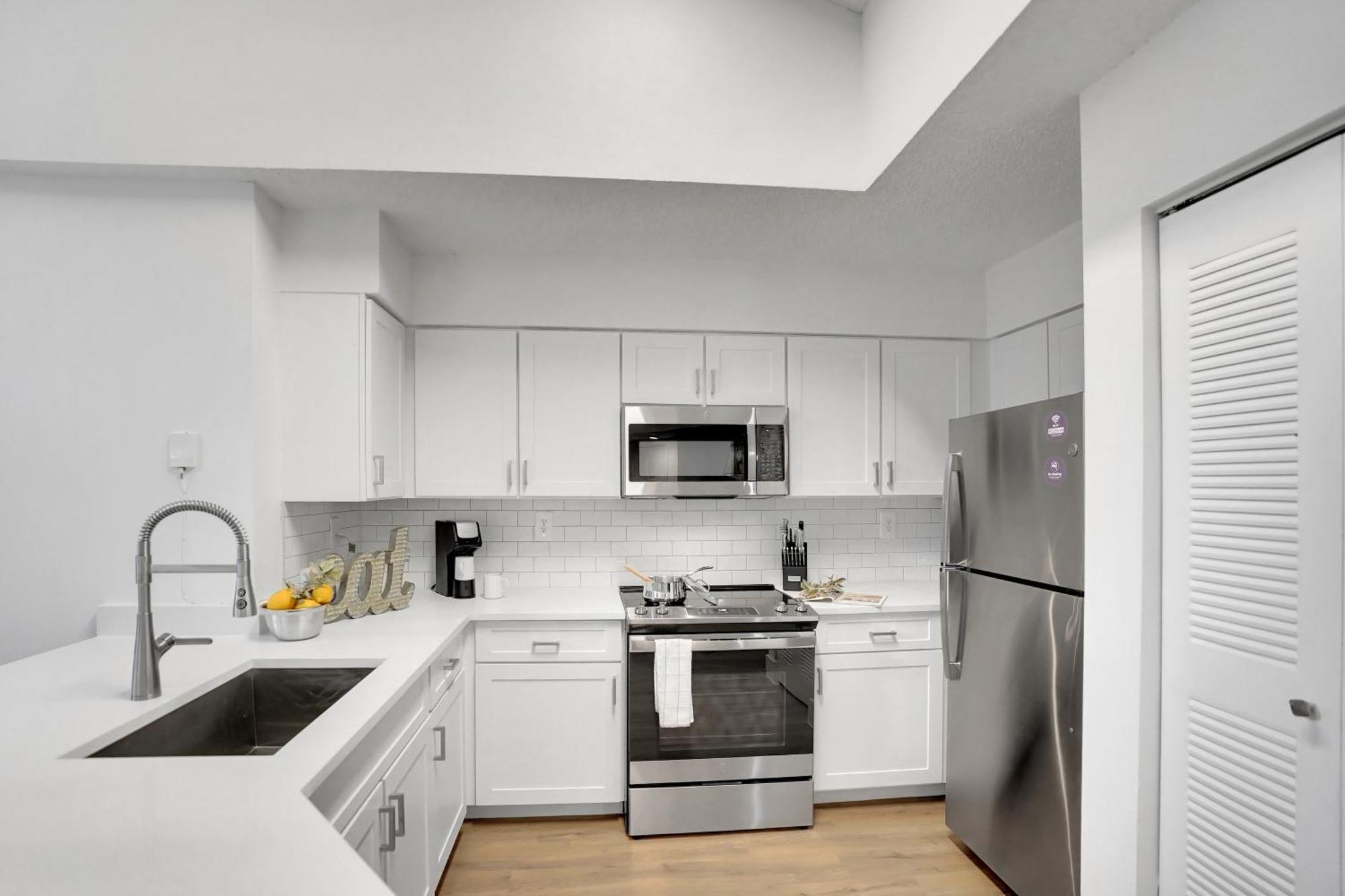 Tucker At Sheridan Ocean Club Fort Lauderdale Дания-Бич Экстерьер фото